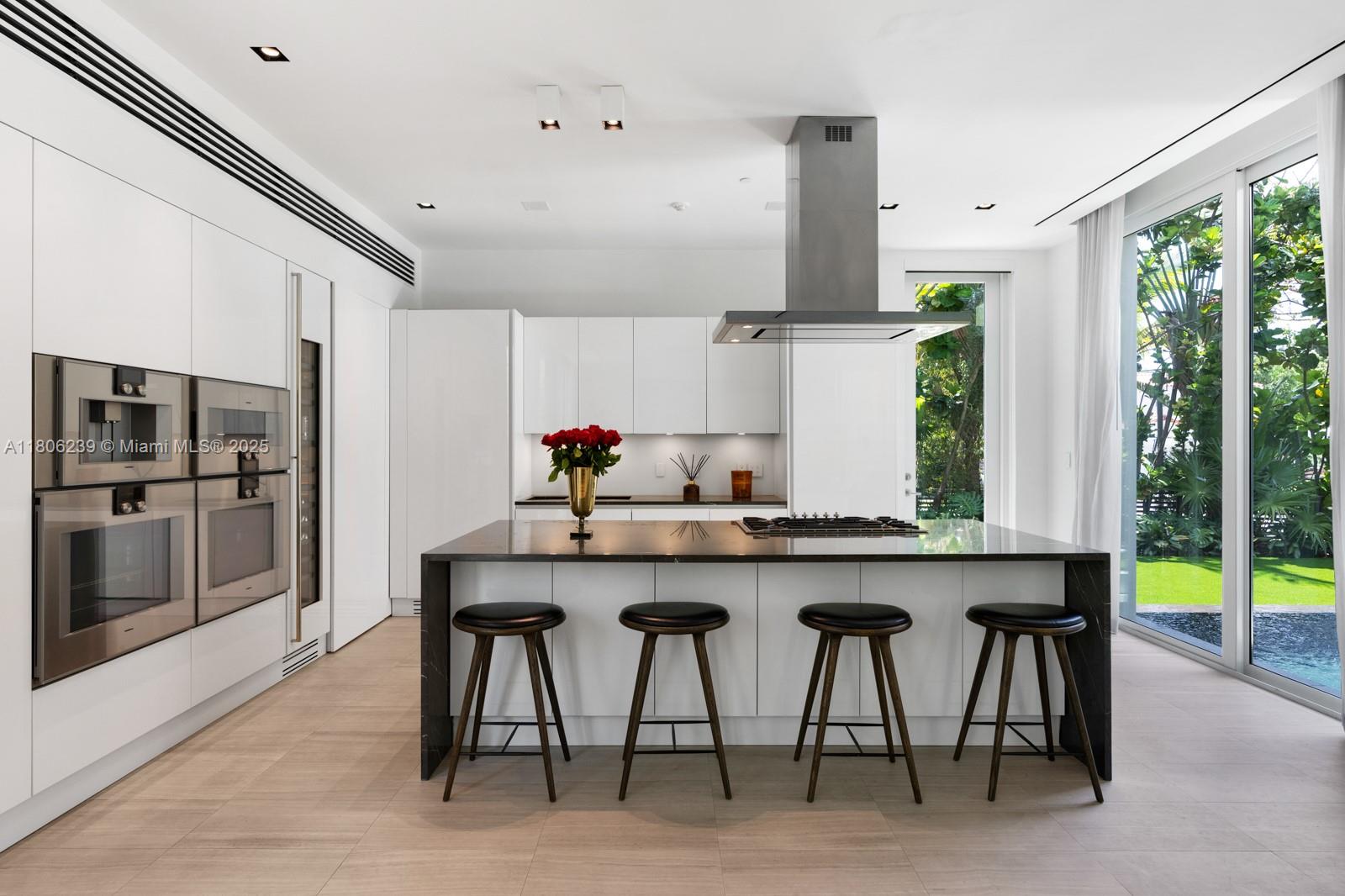 4700 N Meridian Ave, Miami Beach, Florida image 20