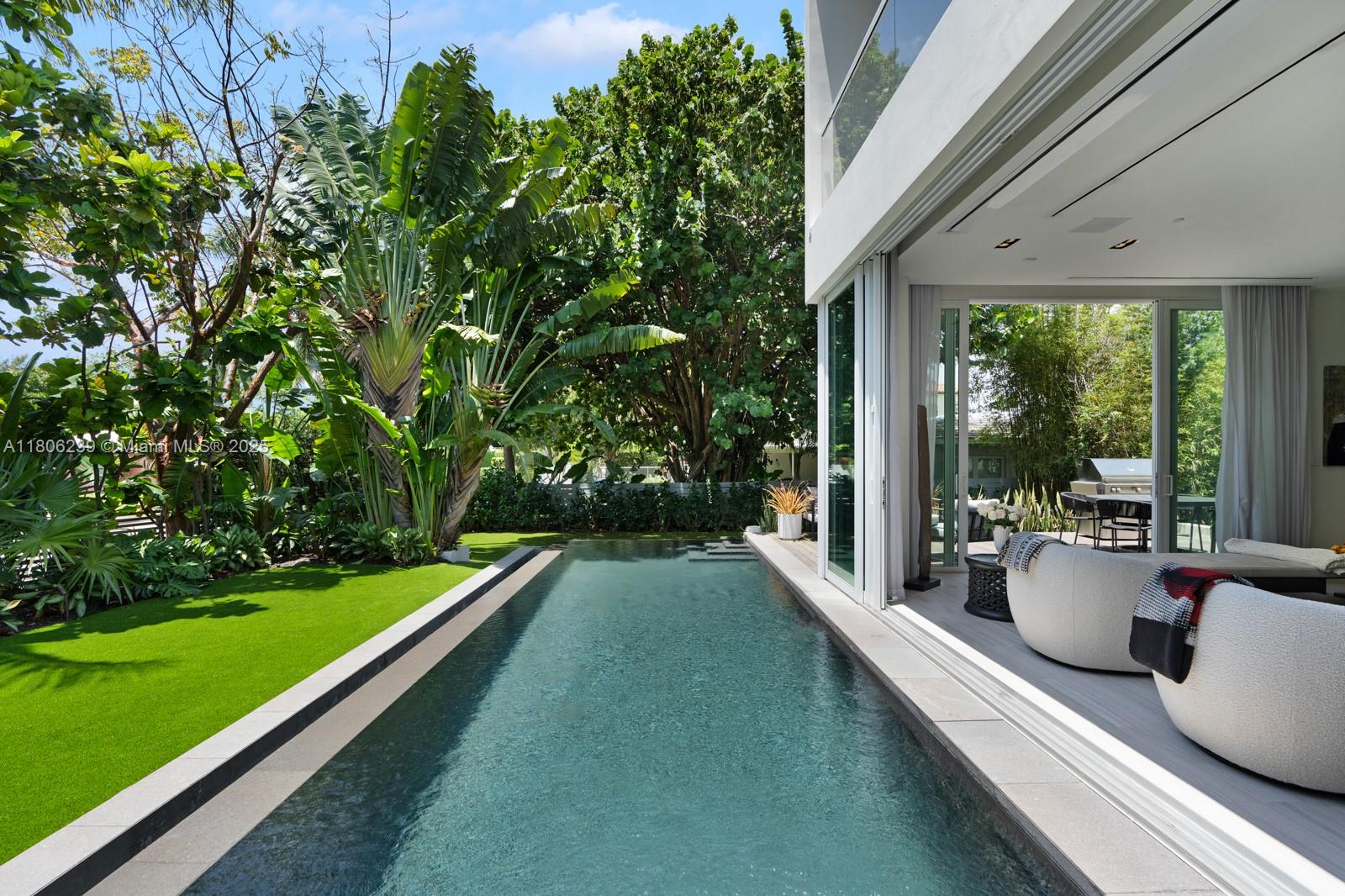 4700 N Meridian Ave, Miami Beach, Florida image 25