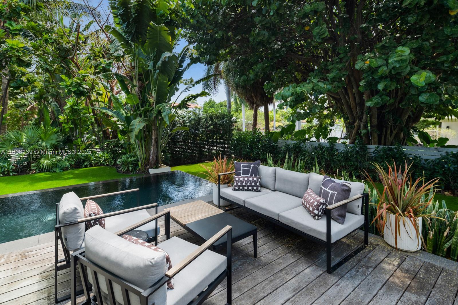 4700 N Meridian Ave, Miami Beach, Florida image 27