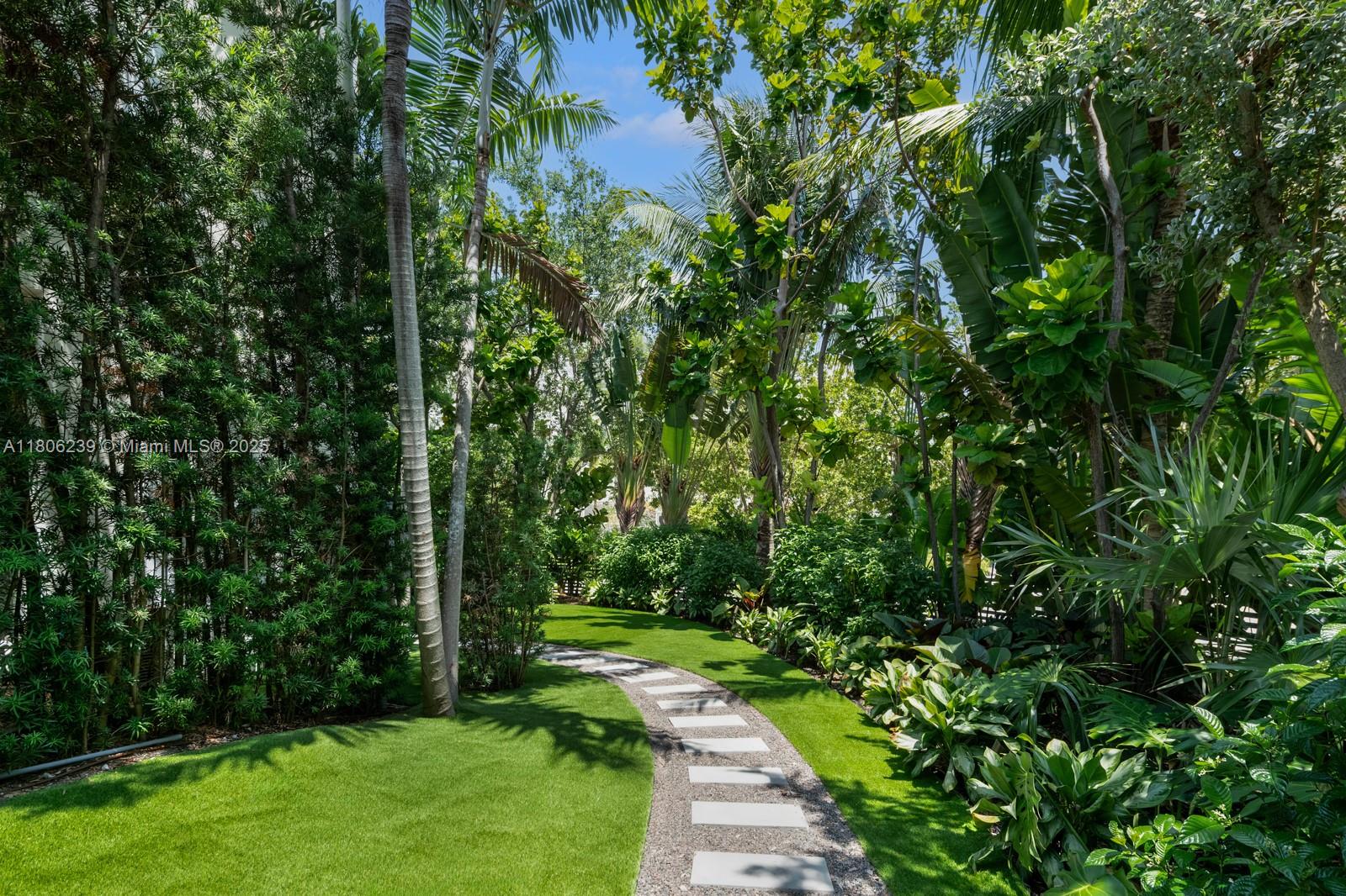 4700 N Meridian Ave, Miami Beach, Florida image 7