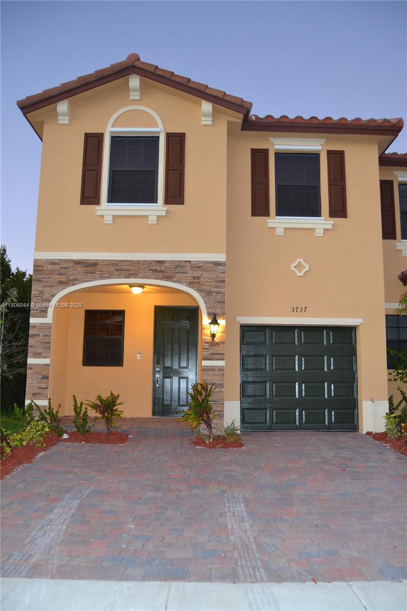 Property photo # 0