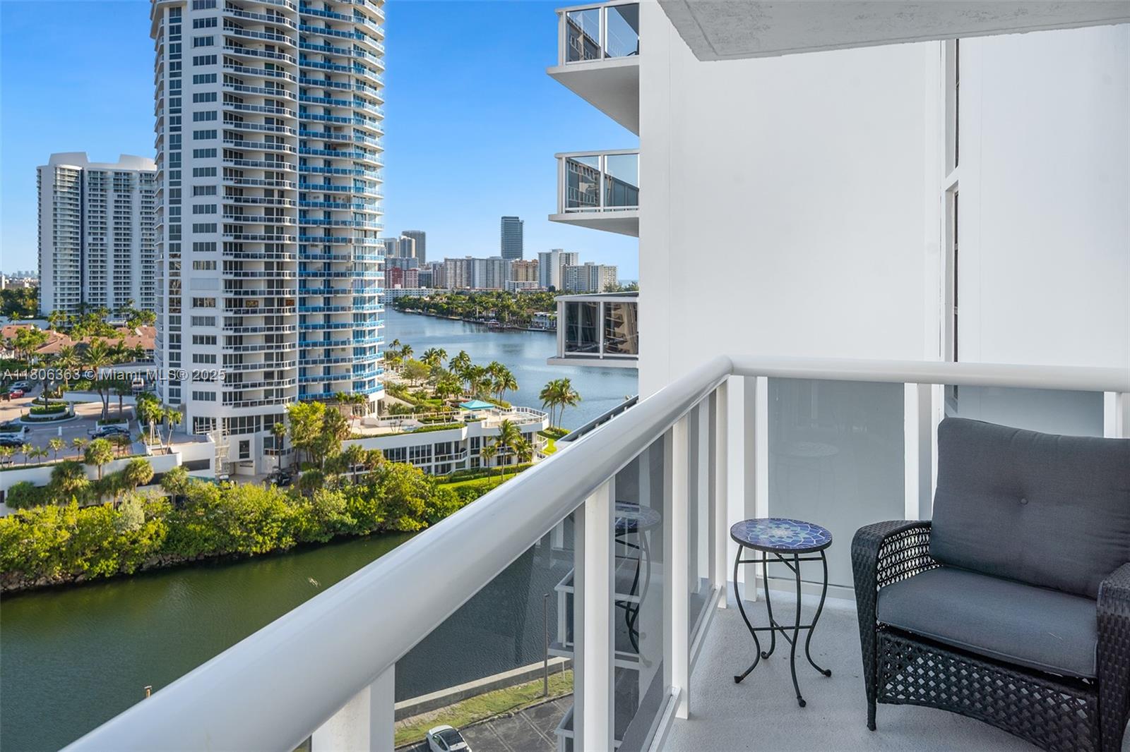 20515 E Country Club Dr #1248, Aventura, Florida image 4