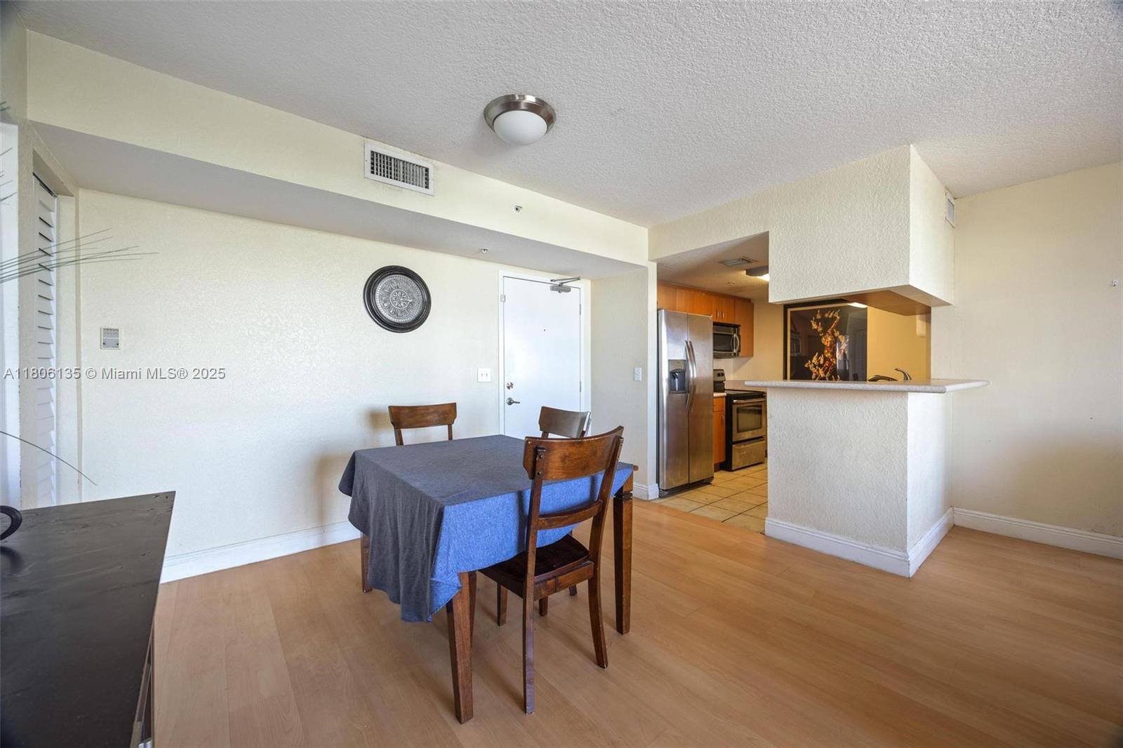 Property photo # 6