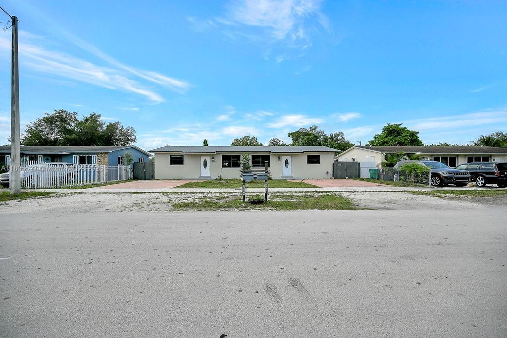 3960 NW 164th St, Miami Gardens, Florida image 2