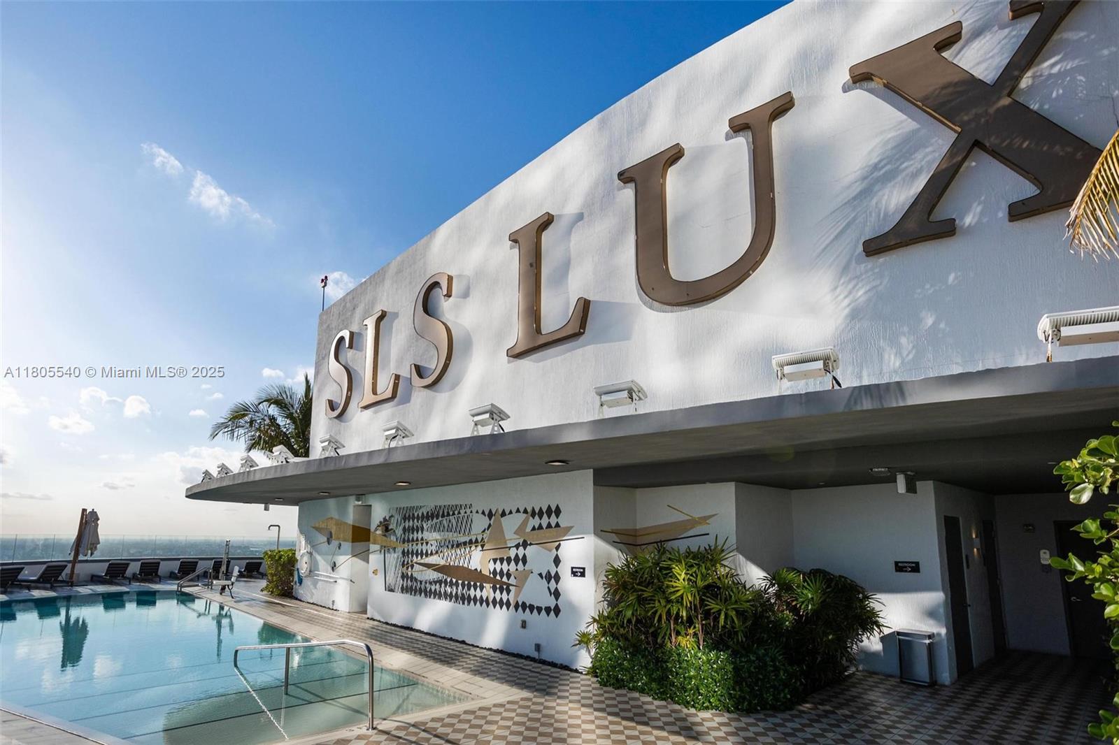 801 S Miami Ave #2906, Miami FL 33130