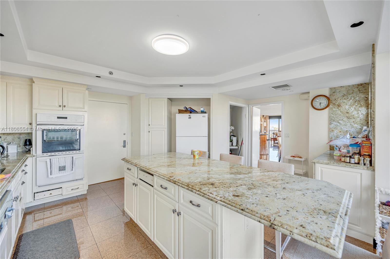 2000 Island Blvd #806, Aventura, Florida image 12