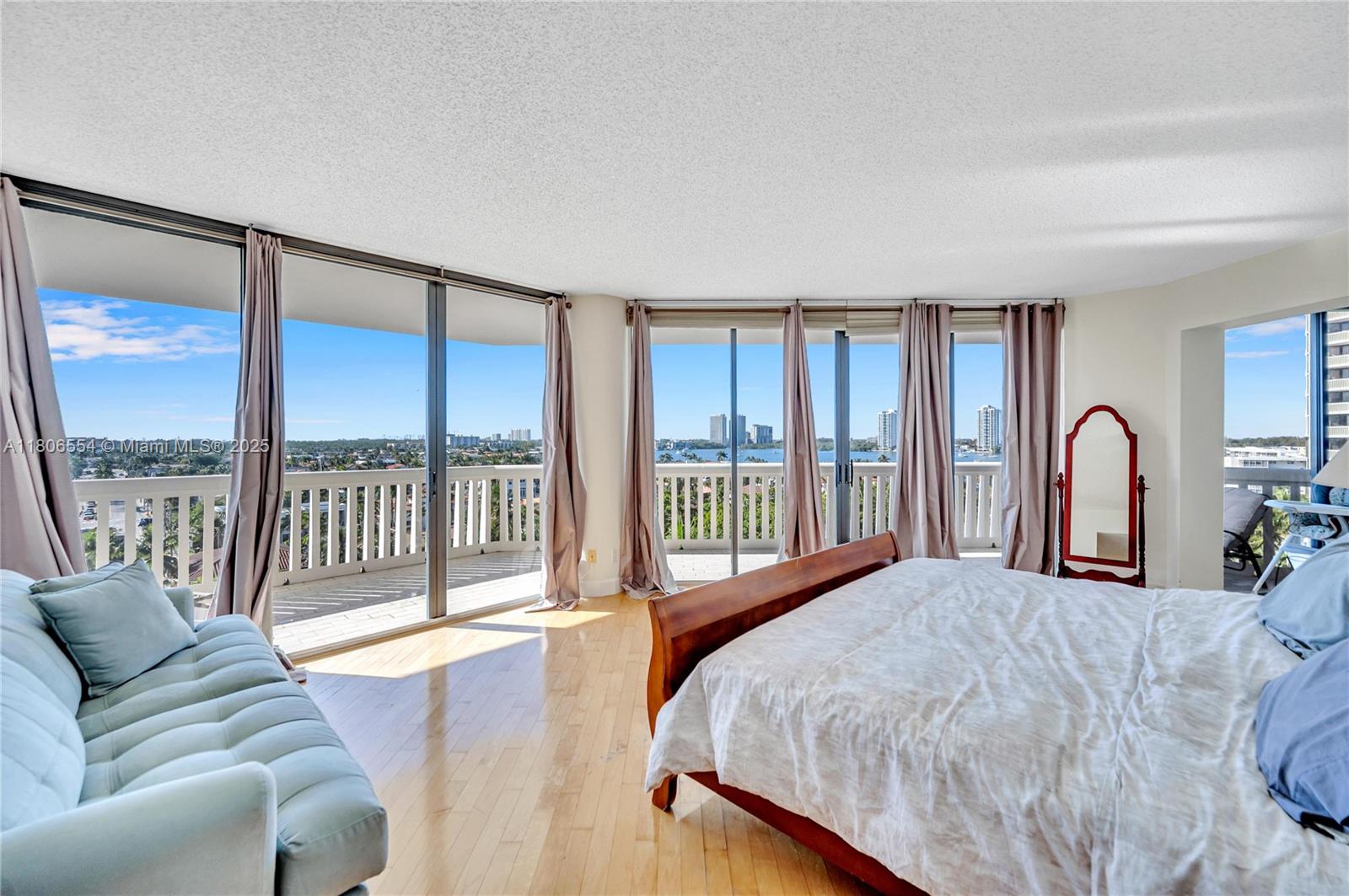2000 Island Blvd #806, Aventura, Florida image 13