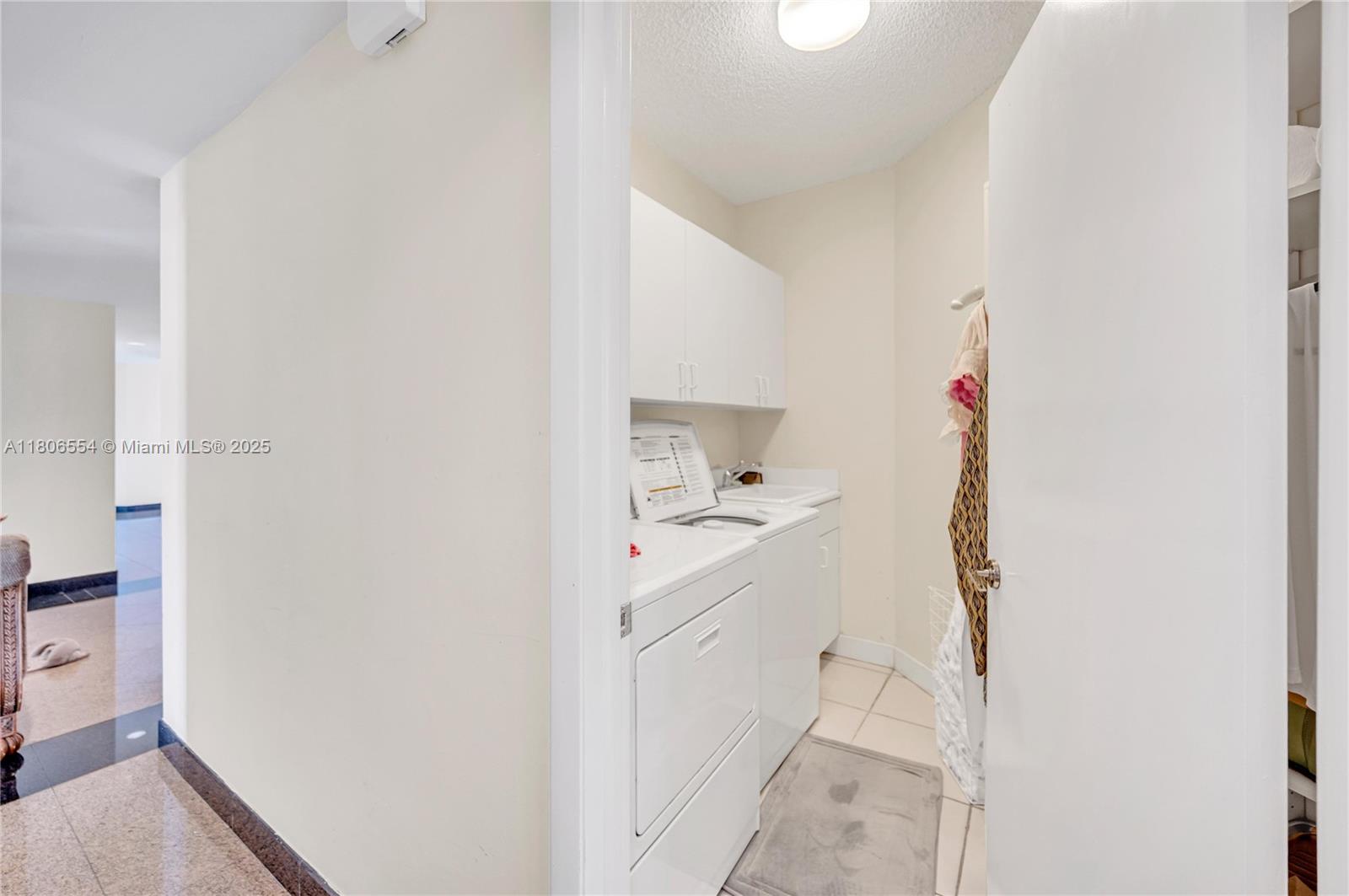 2000 Island Blvd #806, Aventura, Florida image 24