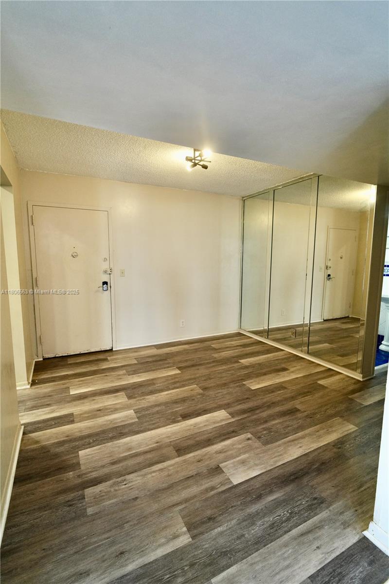 2821 NE 163RD ST N Miami Beach Blvd #4X, North Miami Beach, Florida image 2