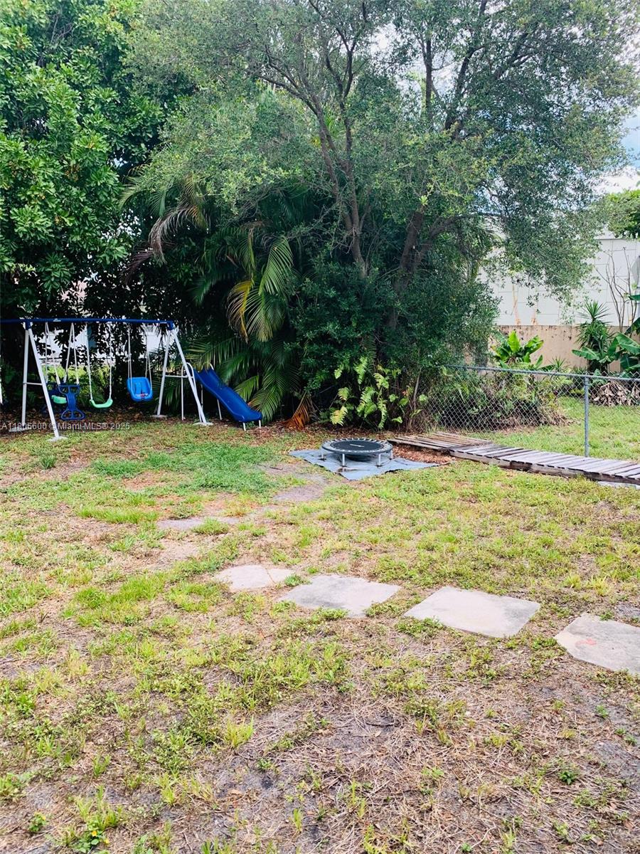 Property photo # 8
