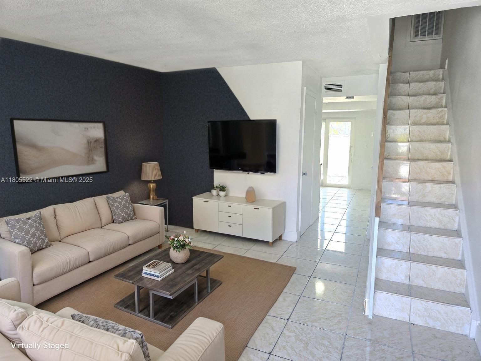4116 W 11th Ln #45, Hialeah, Florida image 3