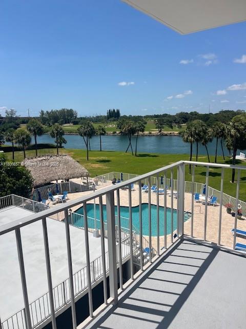 336 Golfview Rd #403, North Palm Beach, Florida image 7
