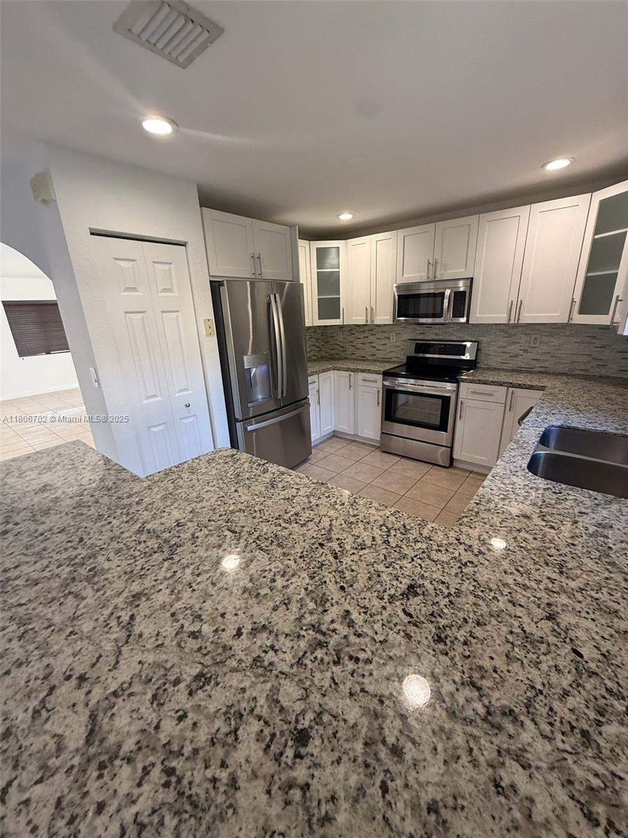 13473 SW 118th Pass, Miami, Florida image 2