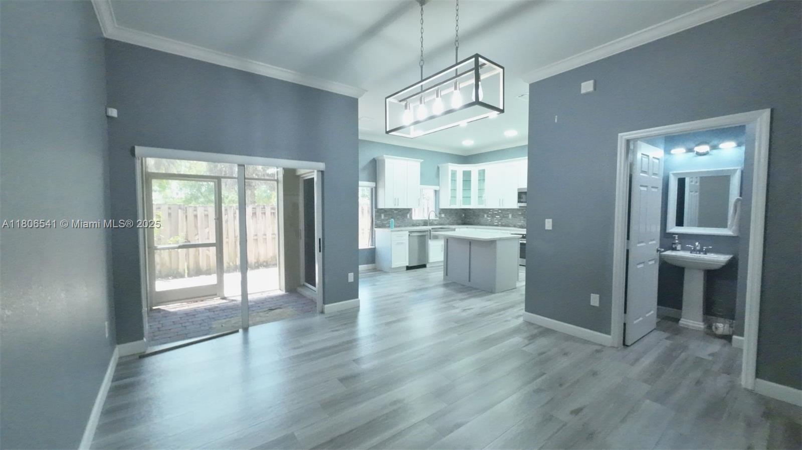 Property photo # 8