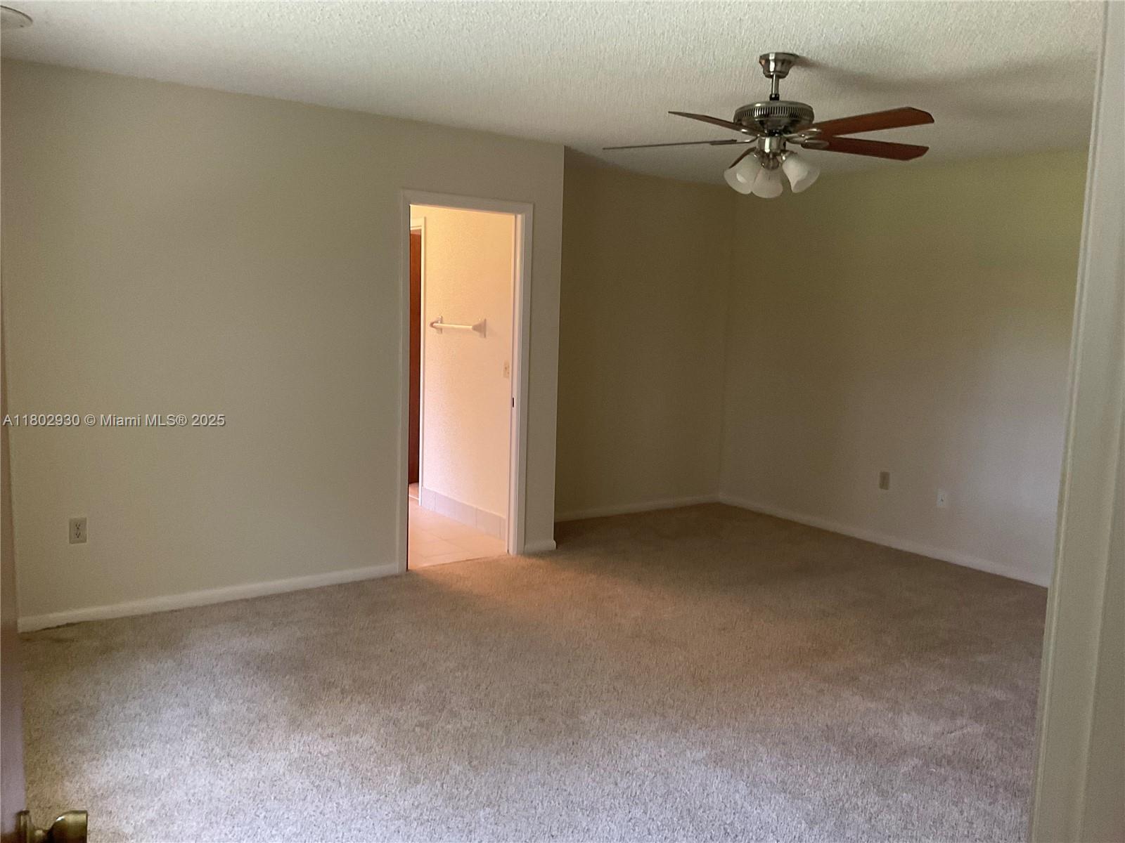 1725 Tanglewood Dr, Kissimmee, Florida image 12