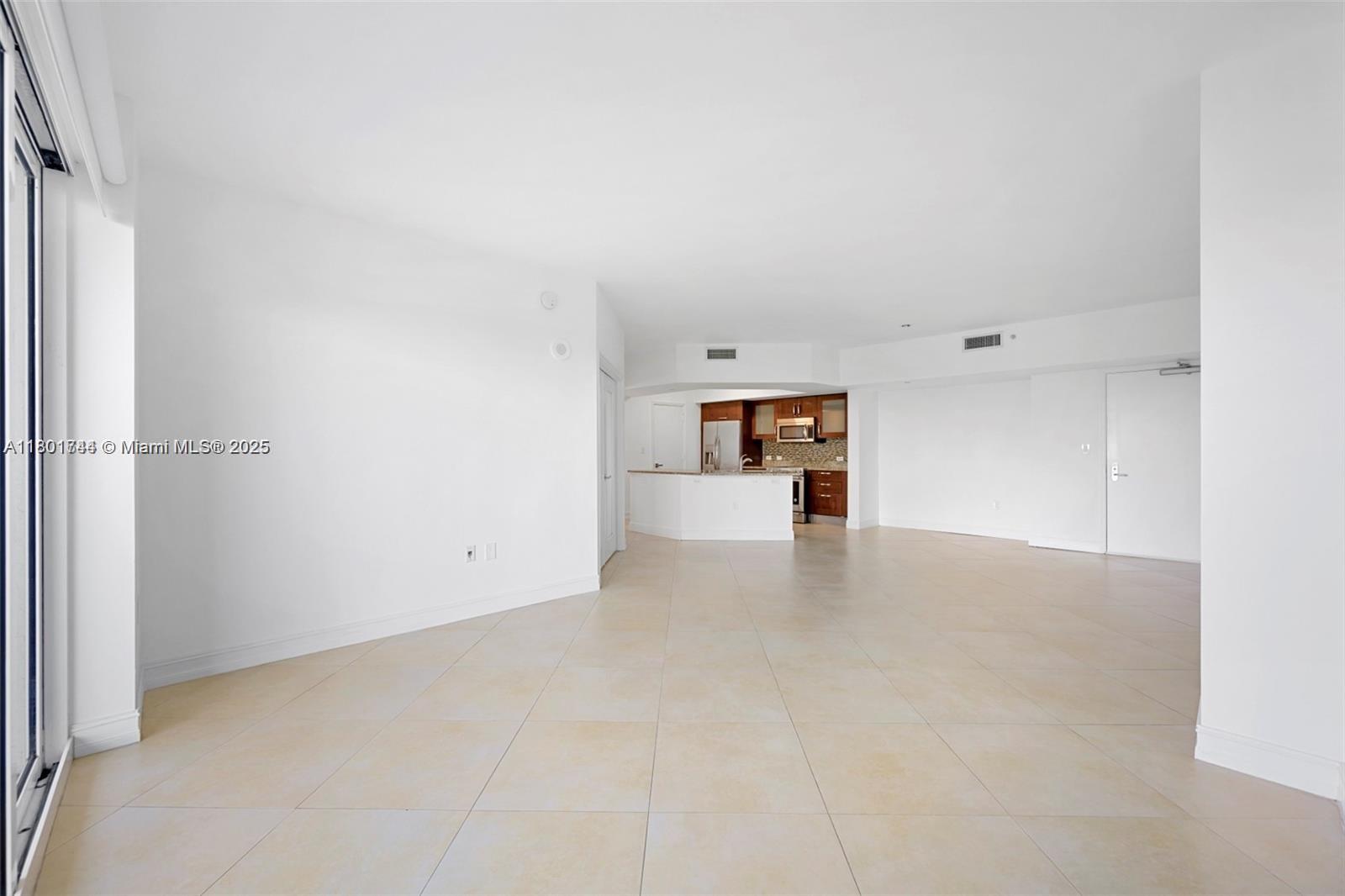 20000 E Country Club Dr #606, Aventura, Florida image 6
