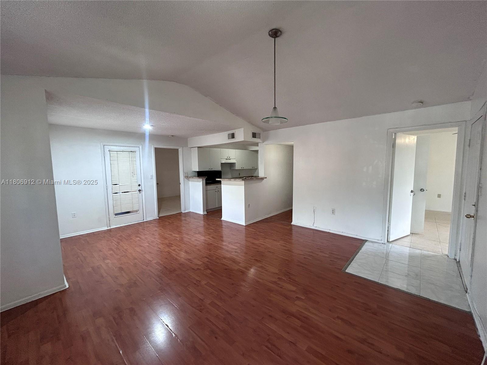 Property photo # 0