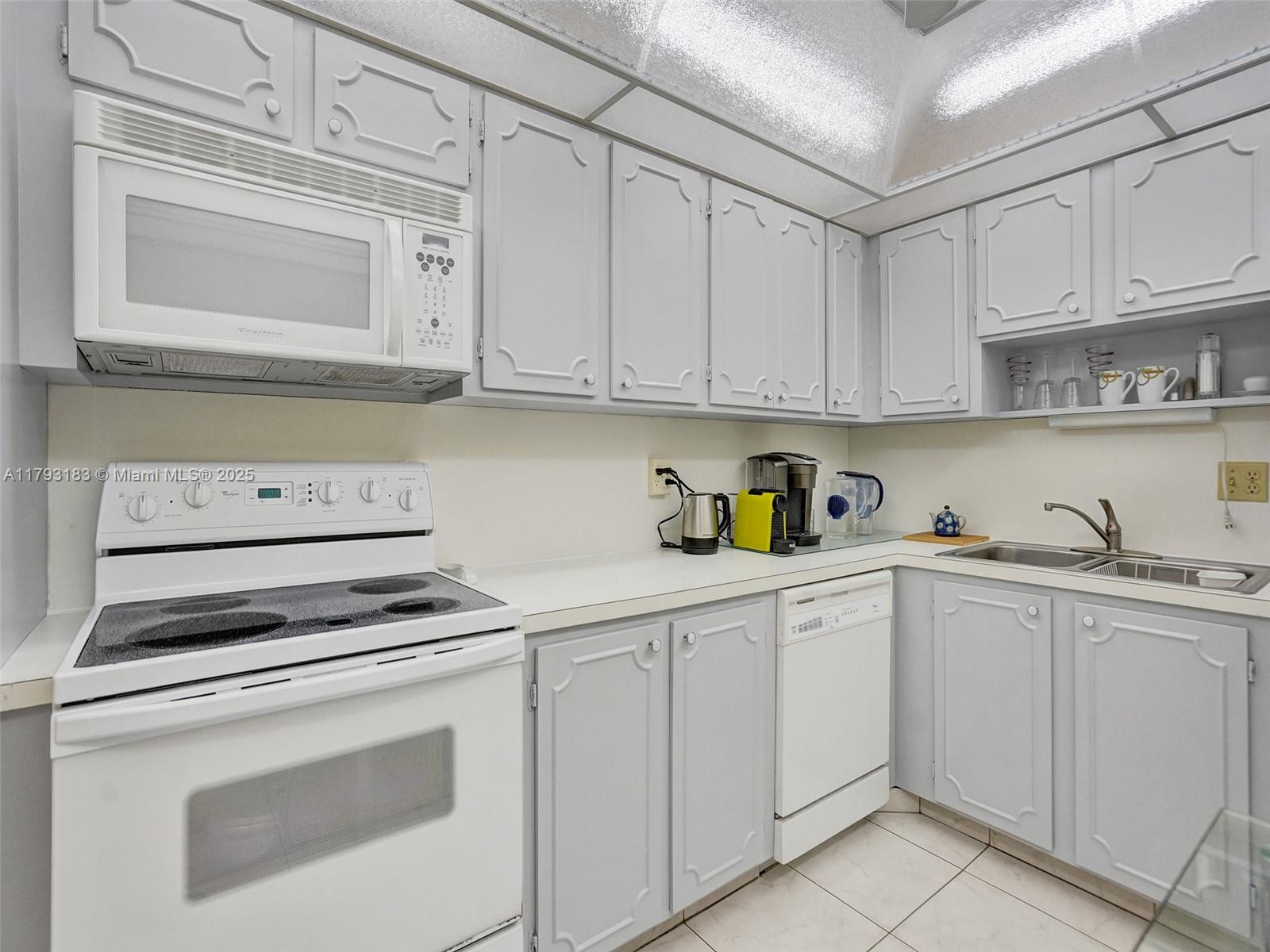 3113 S Ocean Drive #603, Hallandale Beach, Florida image 1