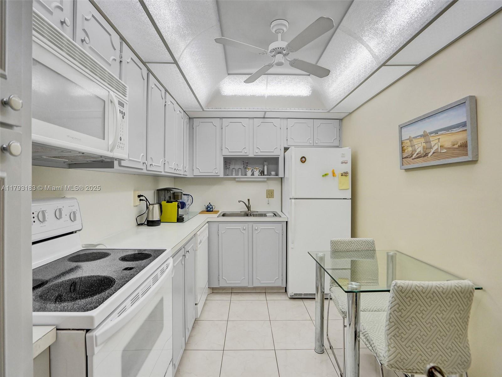 3113 S Ocean Drive #603, Hallandale Beach, Florida image 17