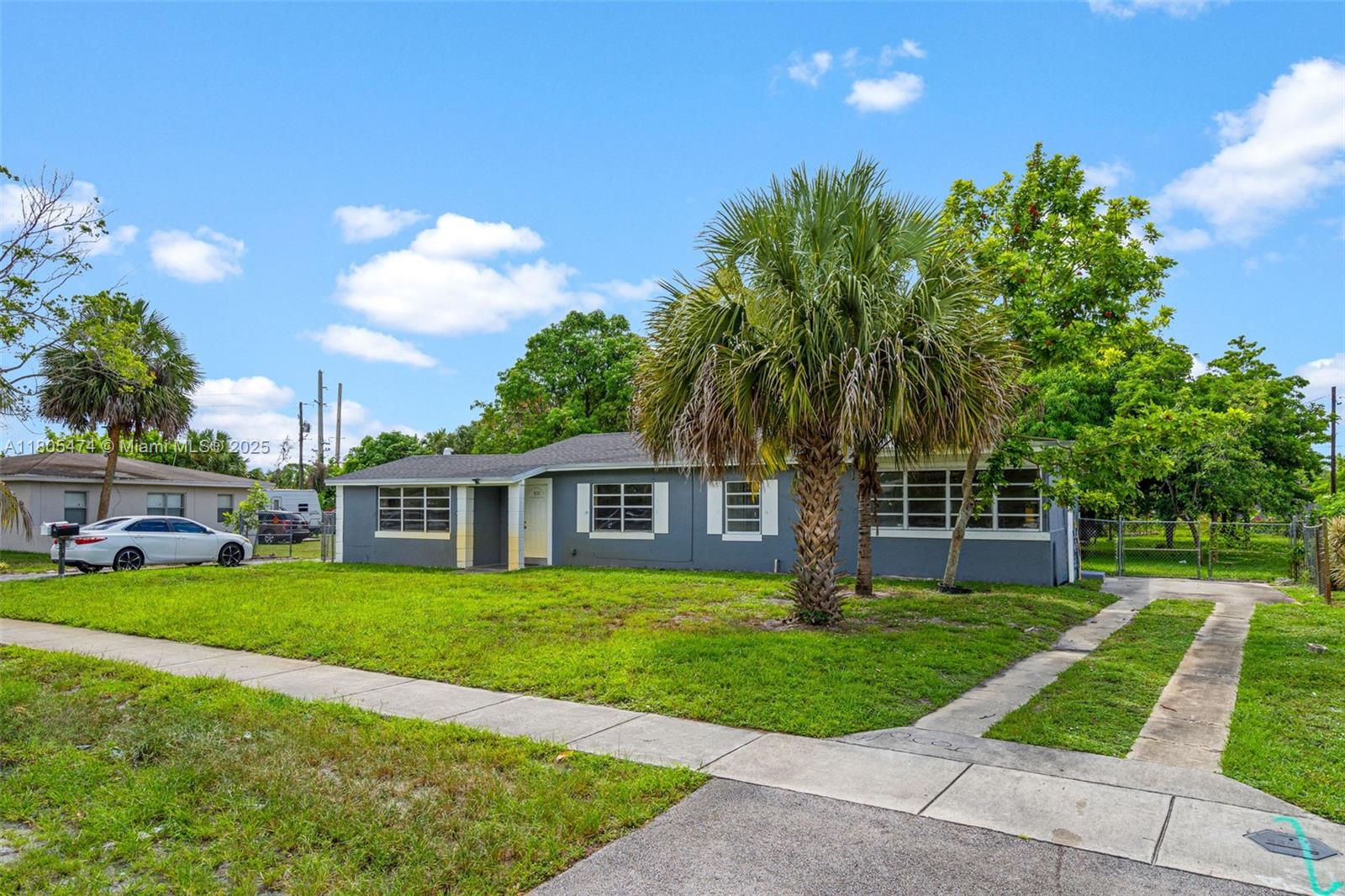 Property photo # 3