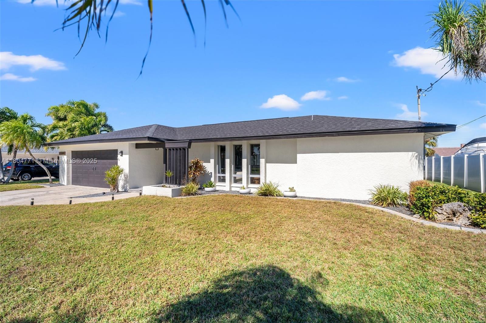 1709 Se 39th St, Cape Coral, Florida image 3