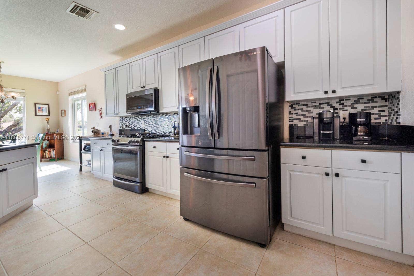 19311 SW 61st St, Pembroke Pines, Florida image 11