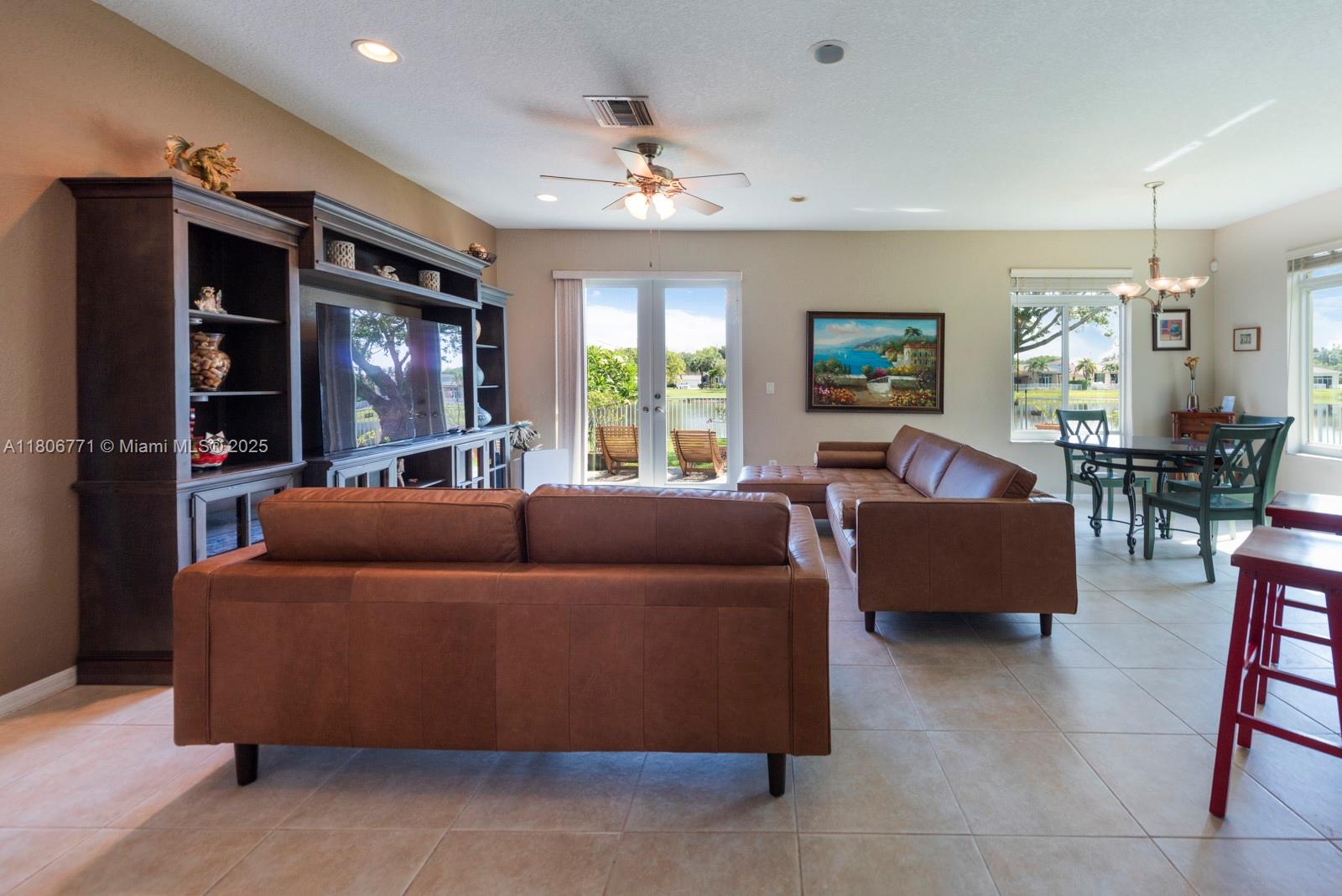 19311 SW 61st St, Pembroke Pines, Florida image 7