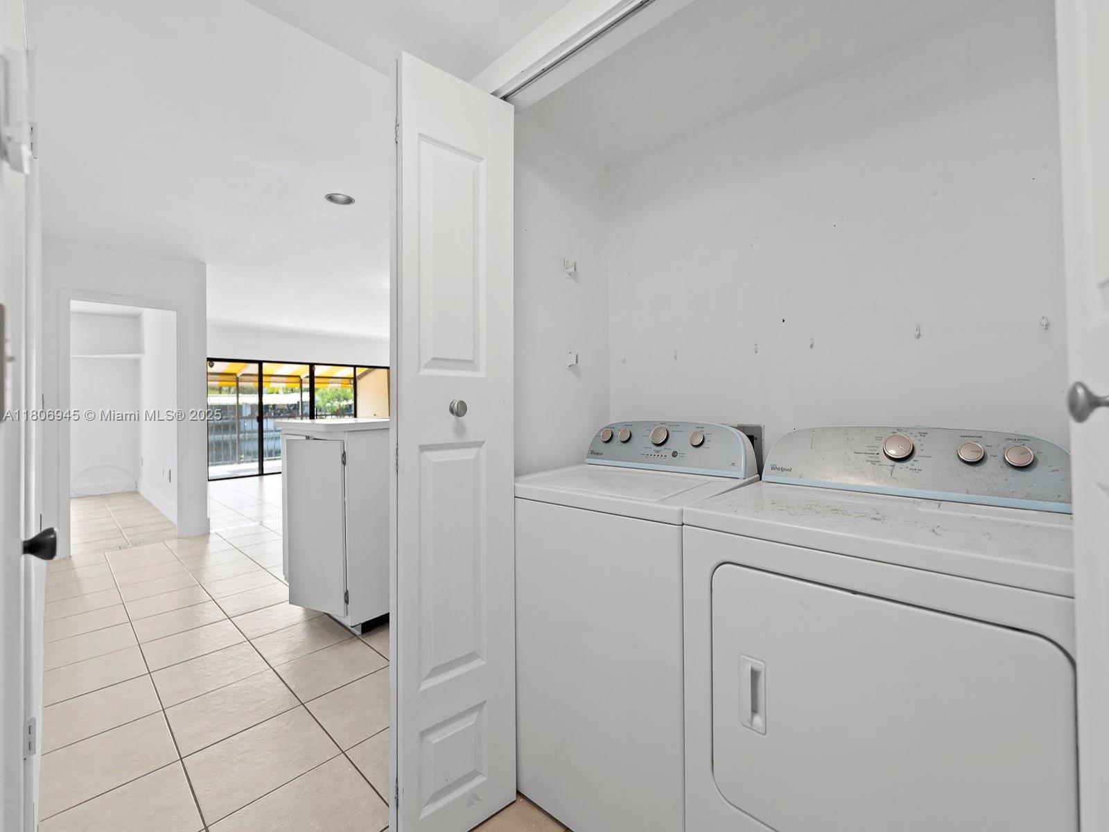 16380 Briar Patch Pl, Miami Lakes, Florida image 20