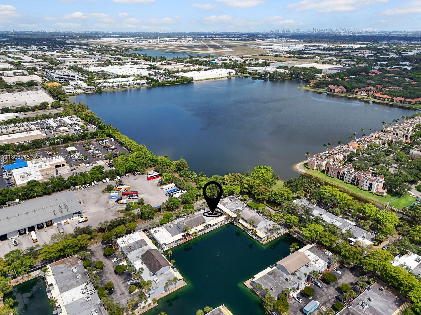 16380 Briar Patch Pl, Miami Lakes, Florida image 34