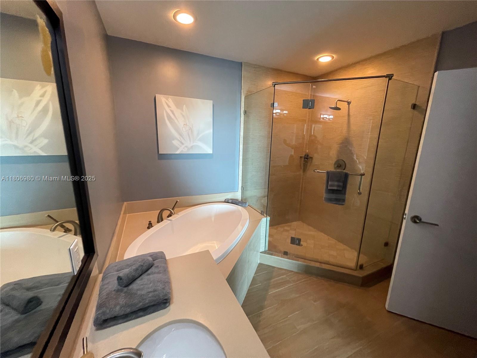 7928 East Dr #805, North Bay Village FL 33141