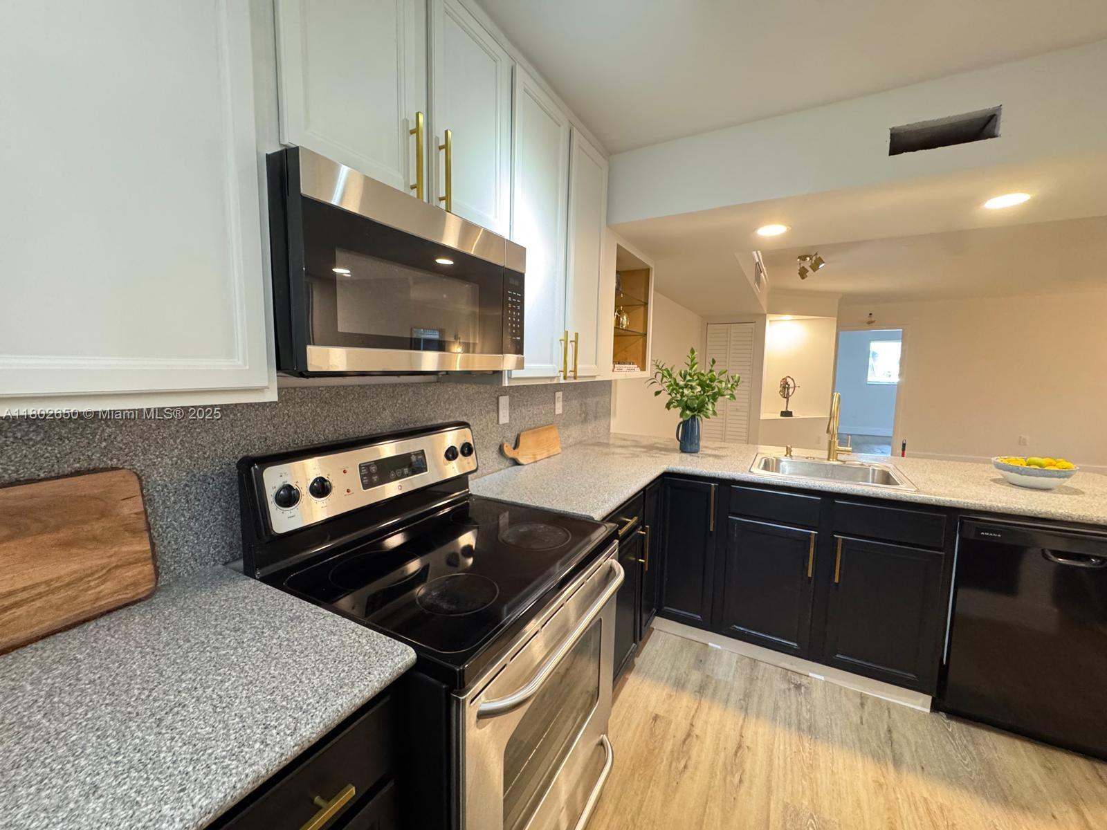 Property photo # 8