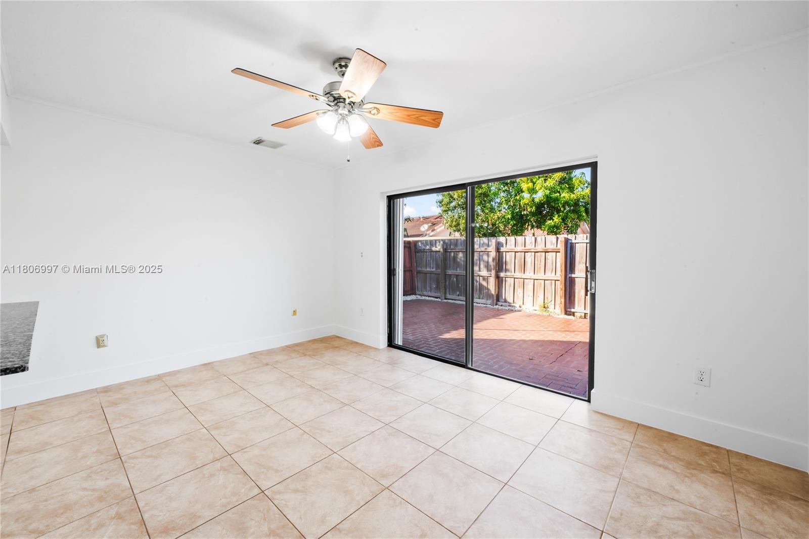 Listing Photo 26