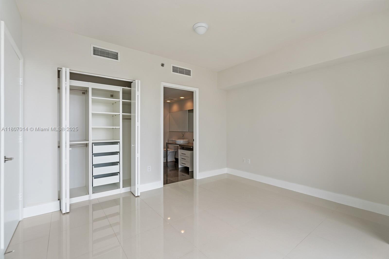 495 Brickell Ave #2703, Miami FL 33131