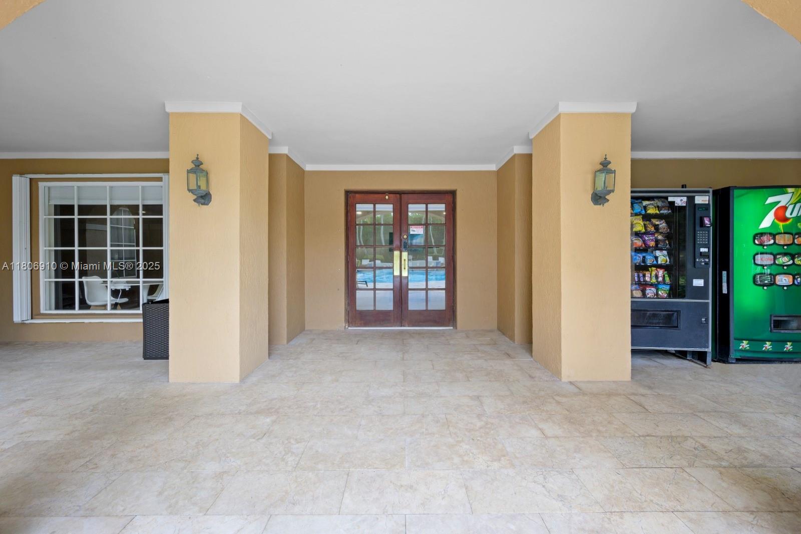 19801 E Country Club Dr #4506, Aventura, Florida image 31