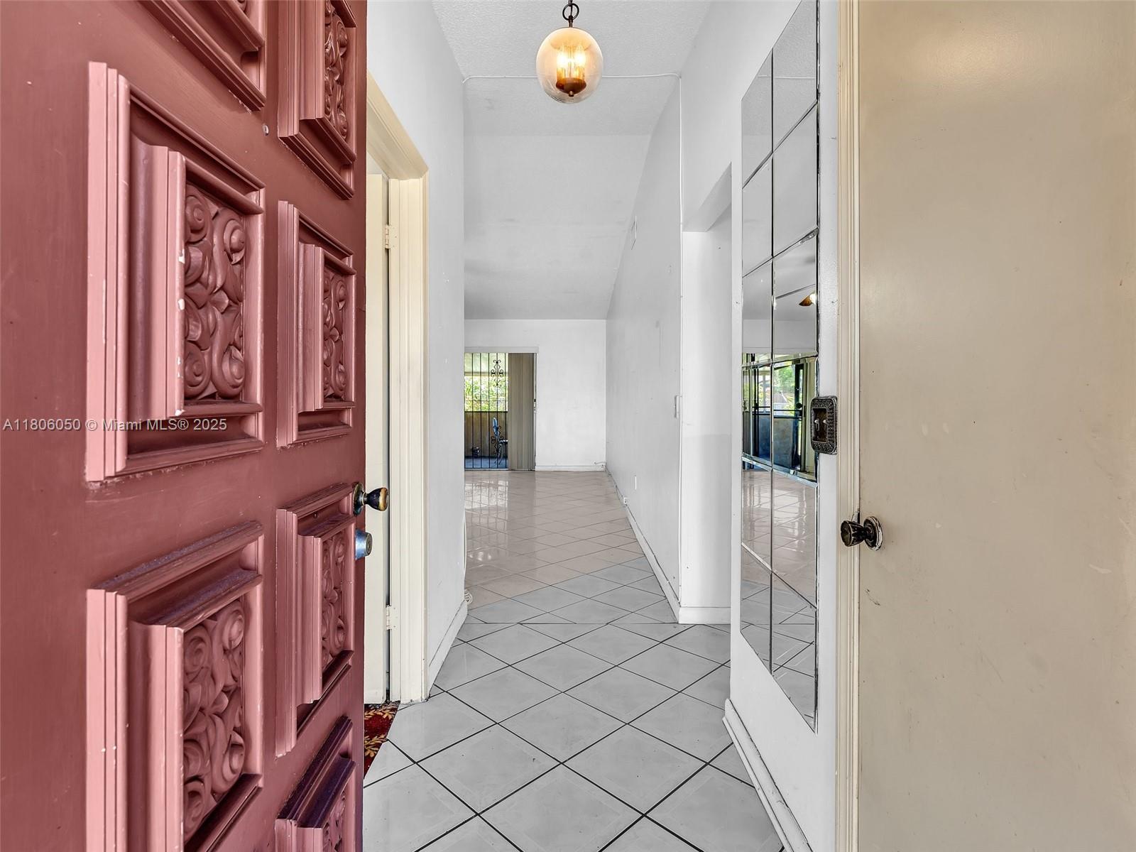 3034 NW 204 Terrace, Miami Gardens, Florida image 2