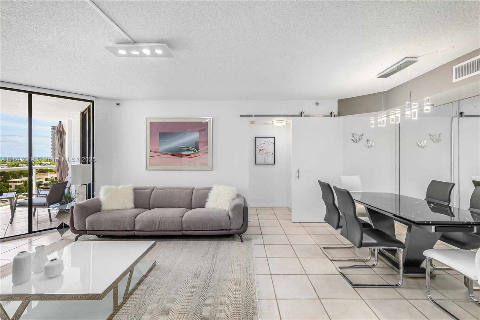 3610 Yacht Club Dr #1005, Aventura, Florida image 2