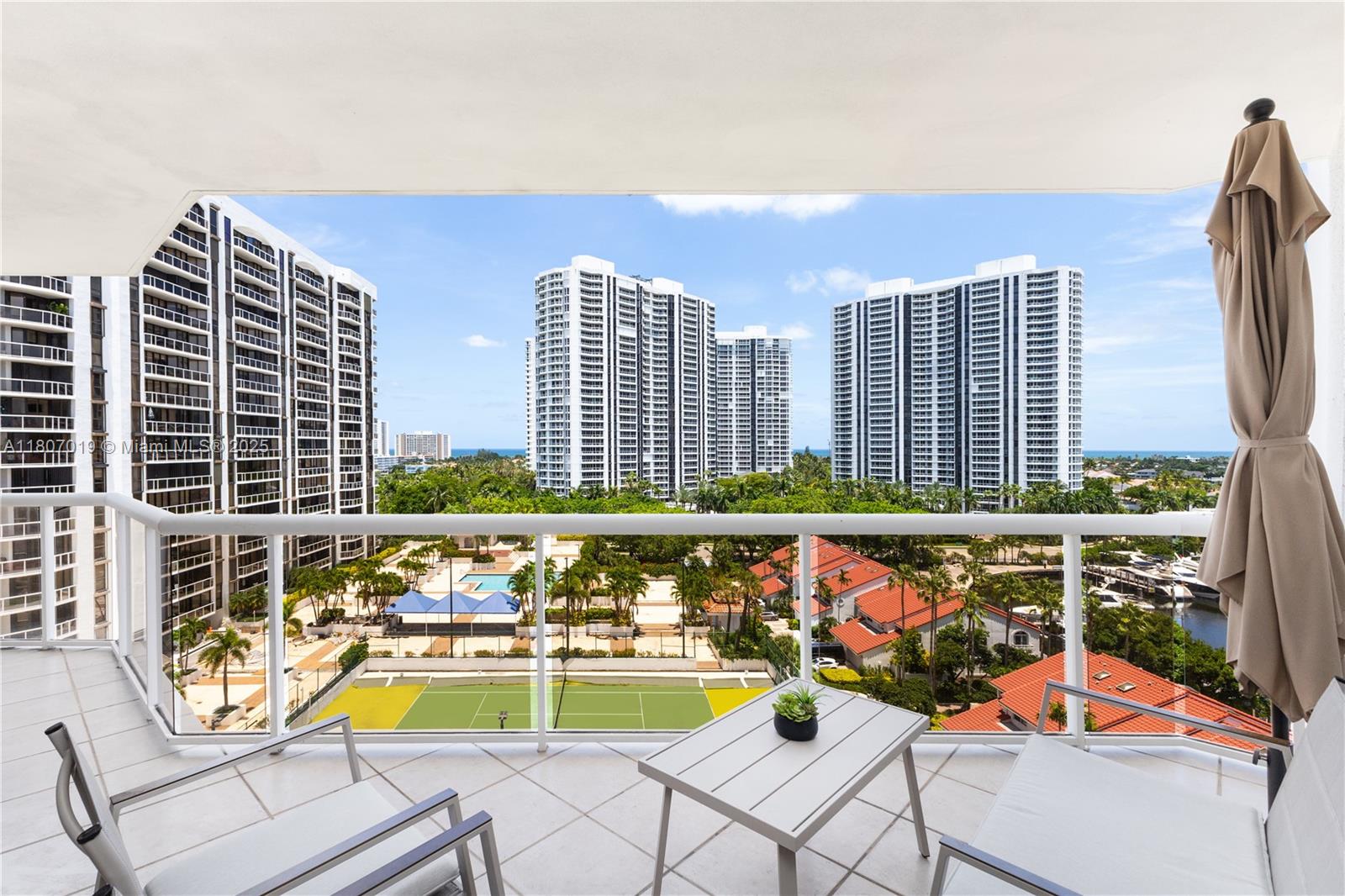 3610 Yacht Club Dr #1005, Aventura, Florida image 47