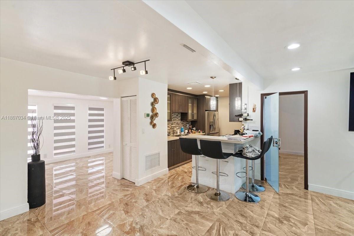 7601 Simms St, Hollywood, Florida image 14
