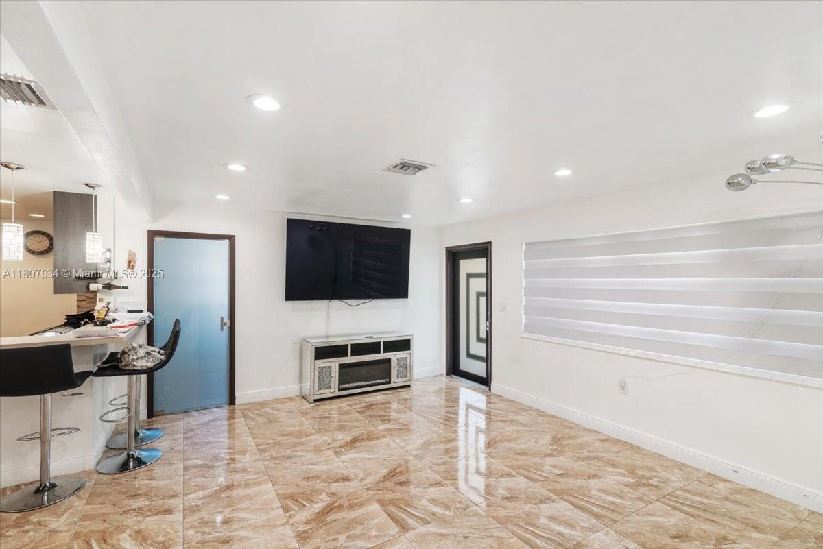 7601 Simms St, Hollywood, Florida image 20