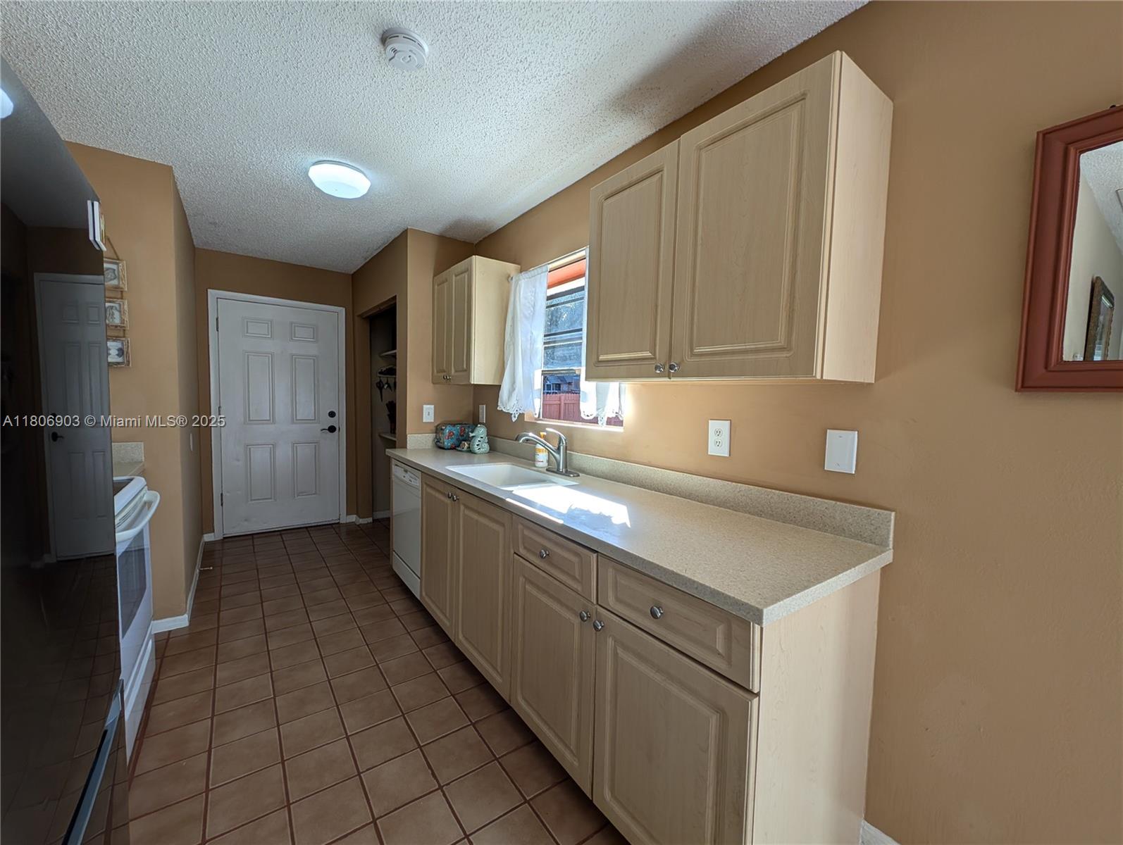 5207 Birch Dr, Fort Pierce, Florida image 15