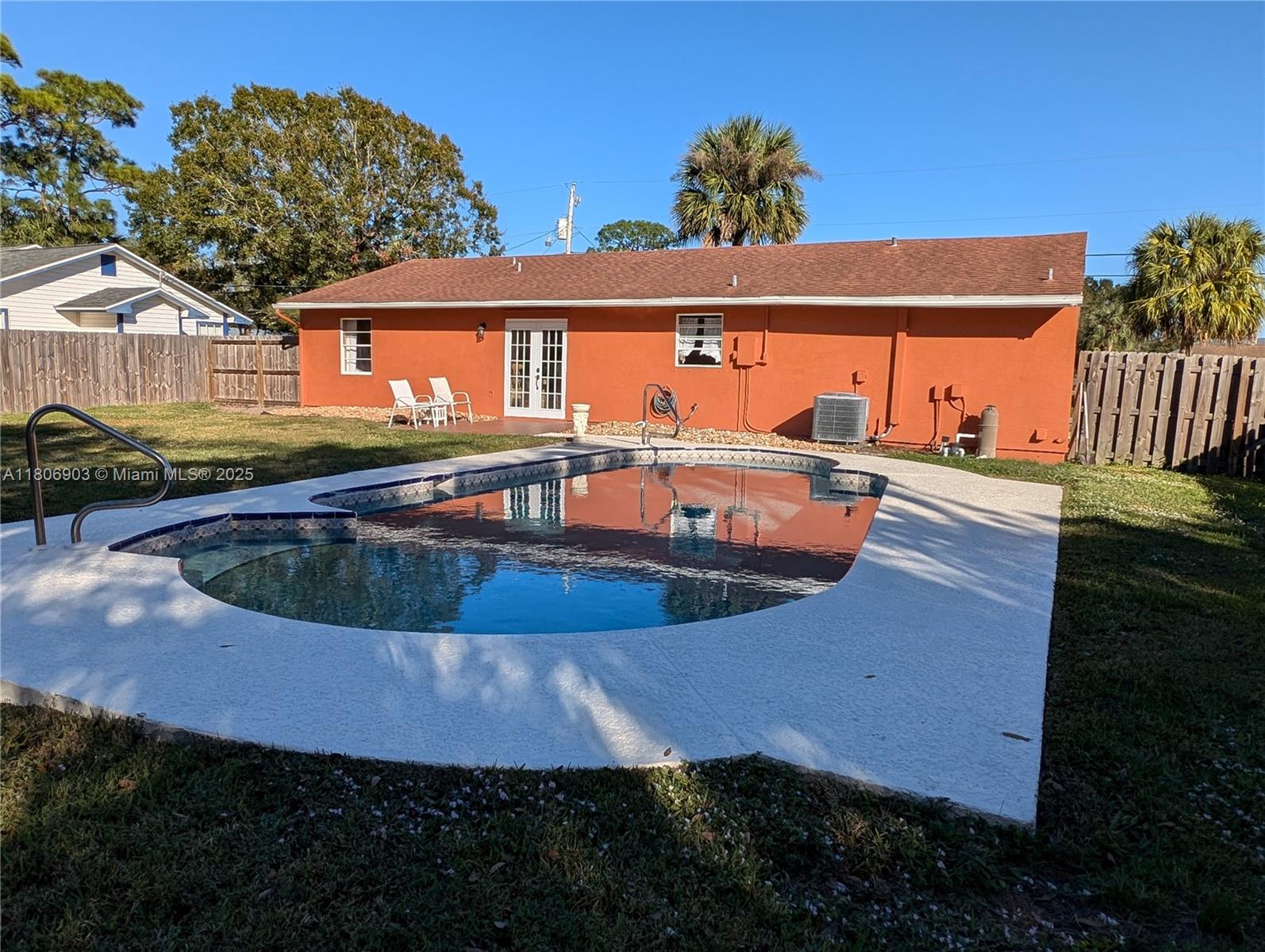 5207 Birch Dr, Fort Pierce, Florida image 3