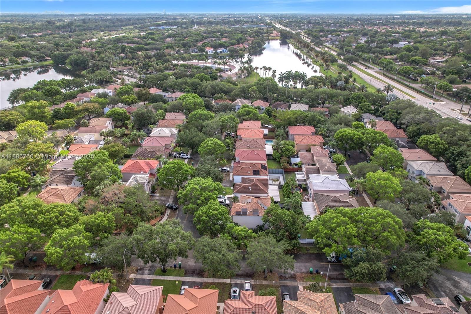 10764 Lenox Rd, Cooper City, Florida image 50
