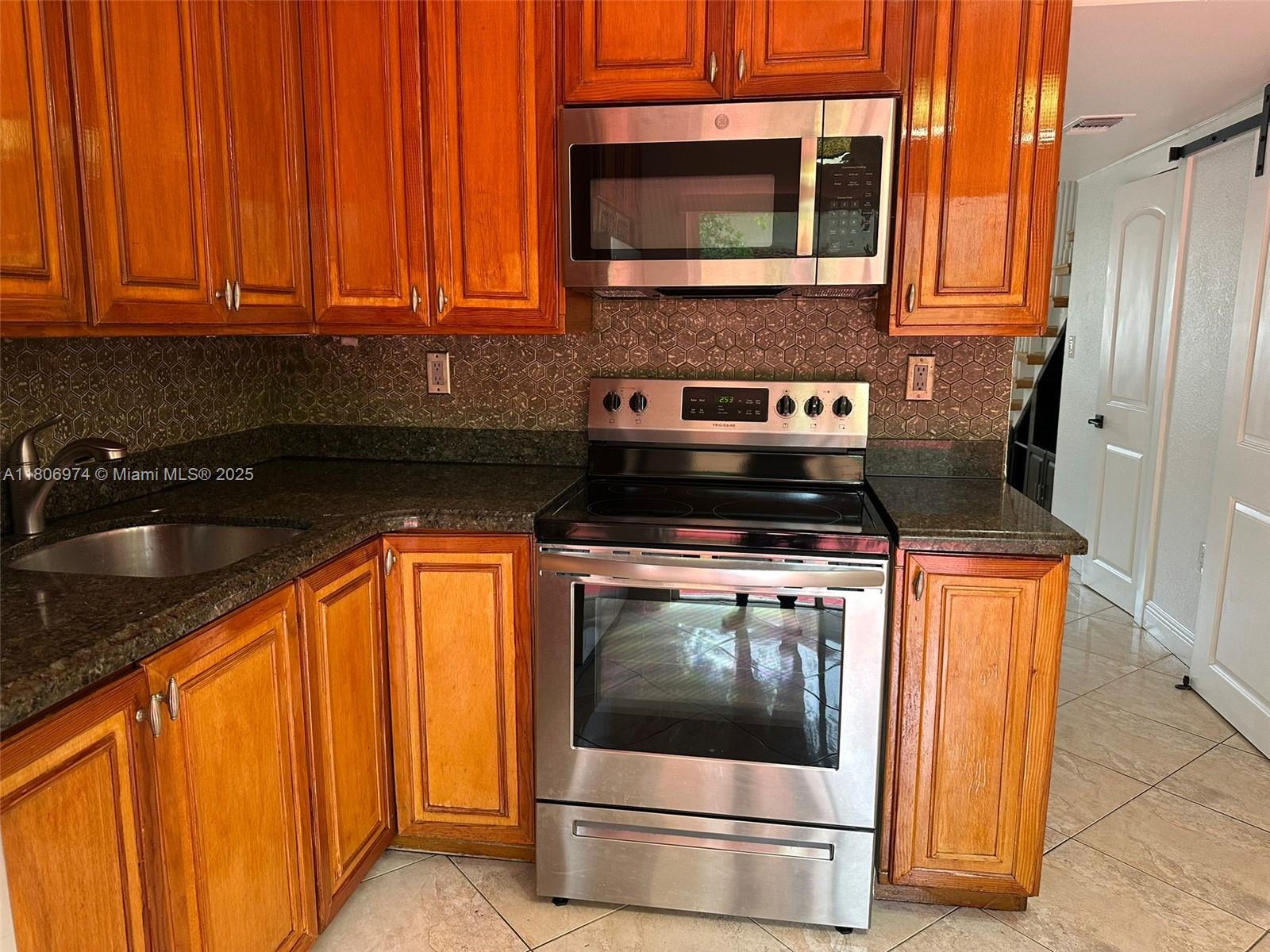 Property photo # 2