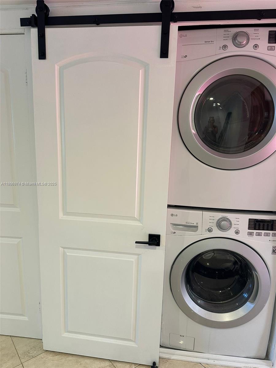 Property photo # 9