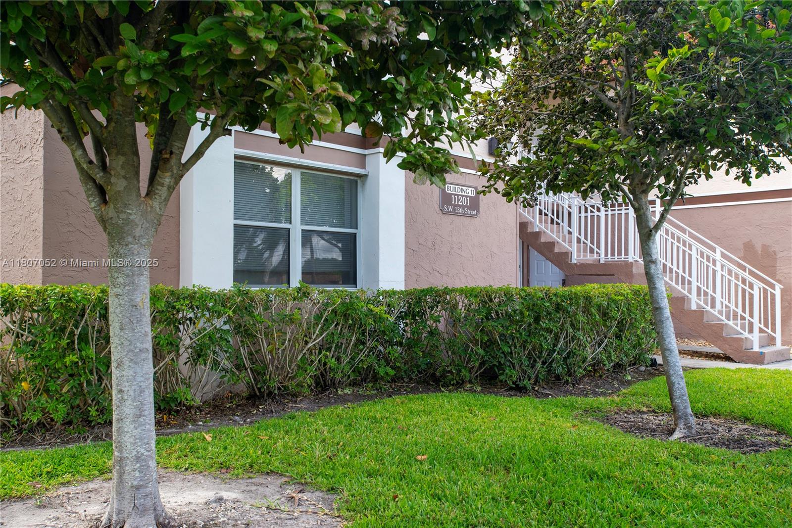 11201 SW 13th St #101, Pembroke Pines, Florida image 2