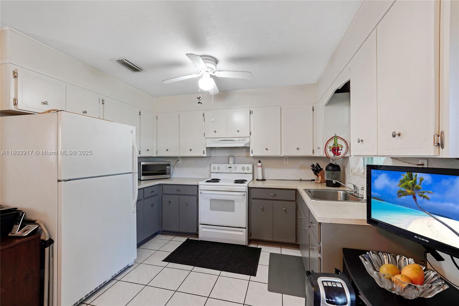 4641 SW 25th Ave, Dania Beach, Florida image 7
