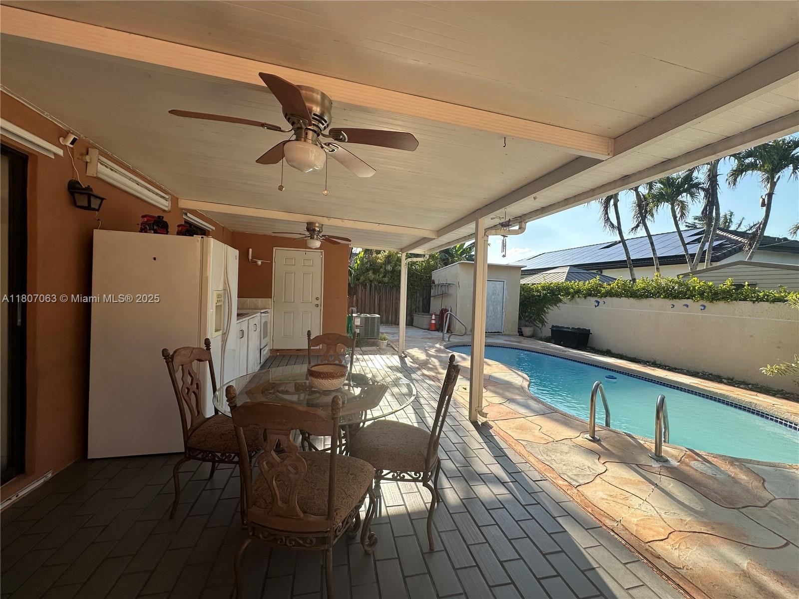 10075 NW 129th Ter, Hialeah Gardens, Florida image 15