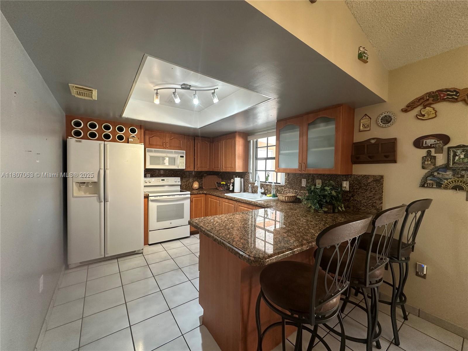 10075 NW 129th Ter, Hialeah Gardens, Florida image 6