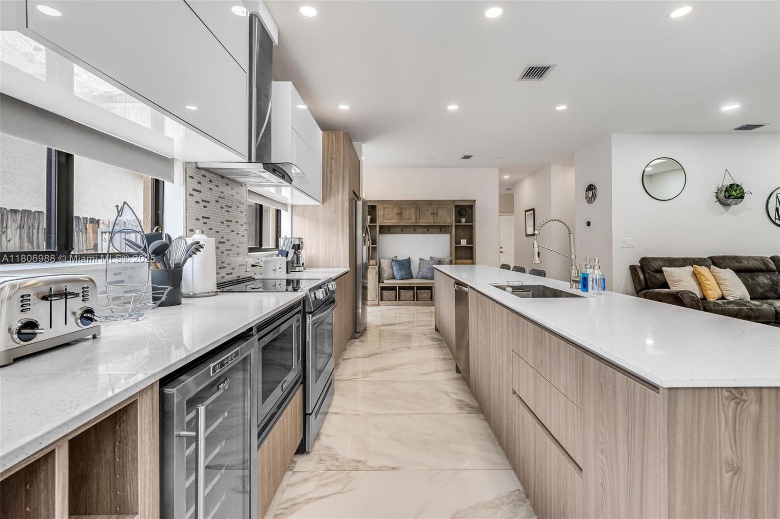 828 14th Ct Unit , Fort Lauderdale, Florida 33315
