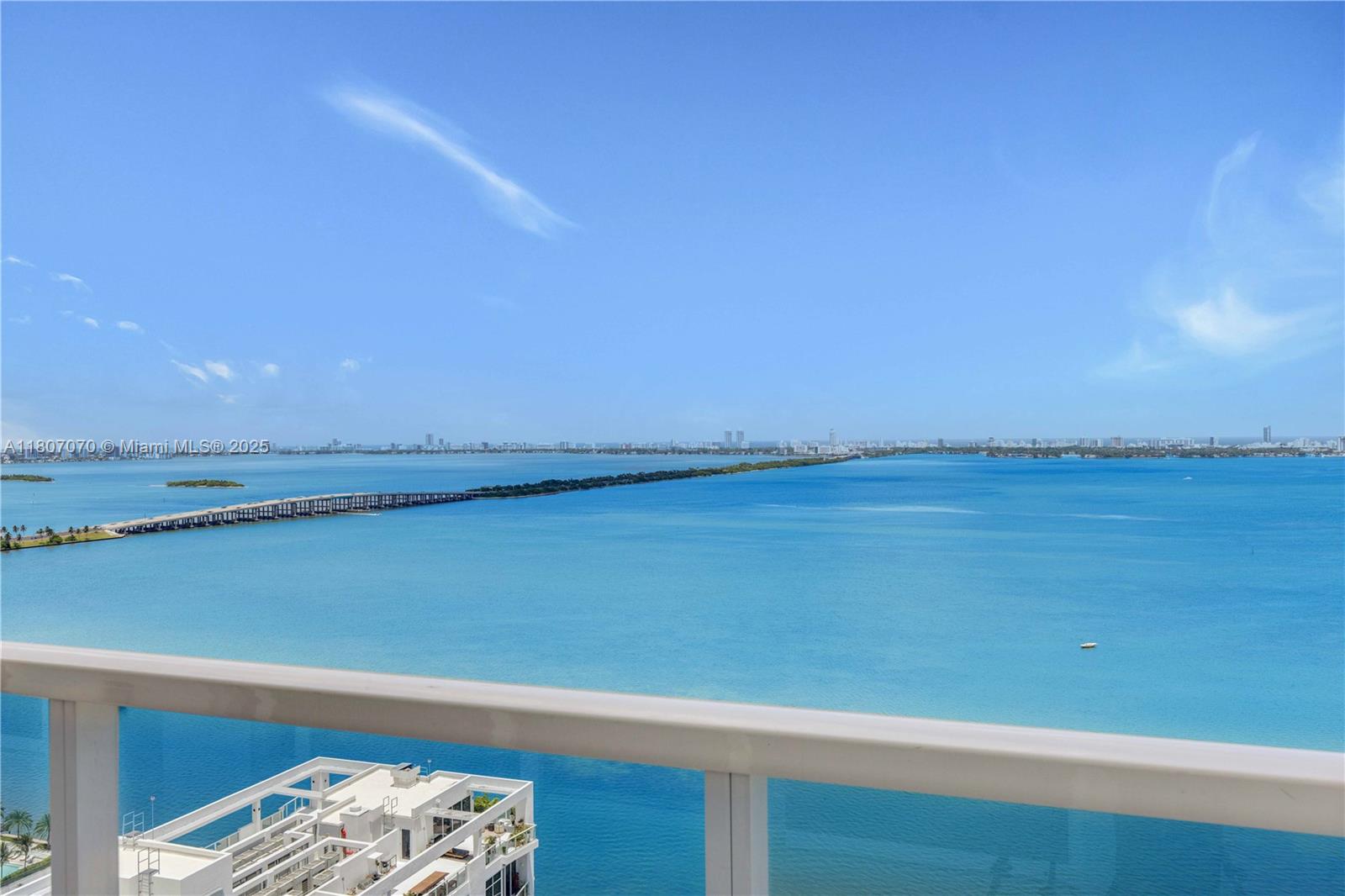 Apartamento para Alugar em Miami, FL